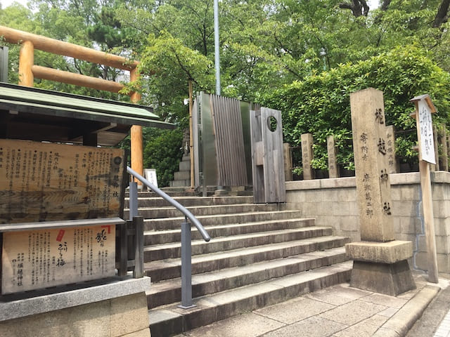 不倫　堀越神社